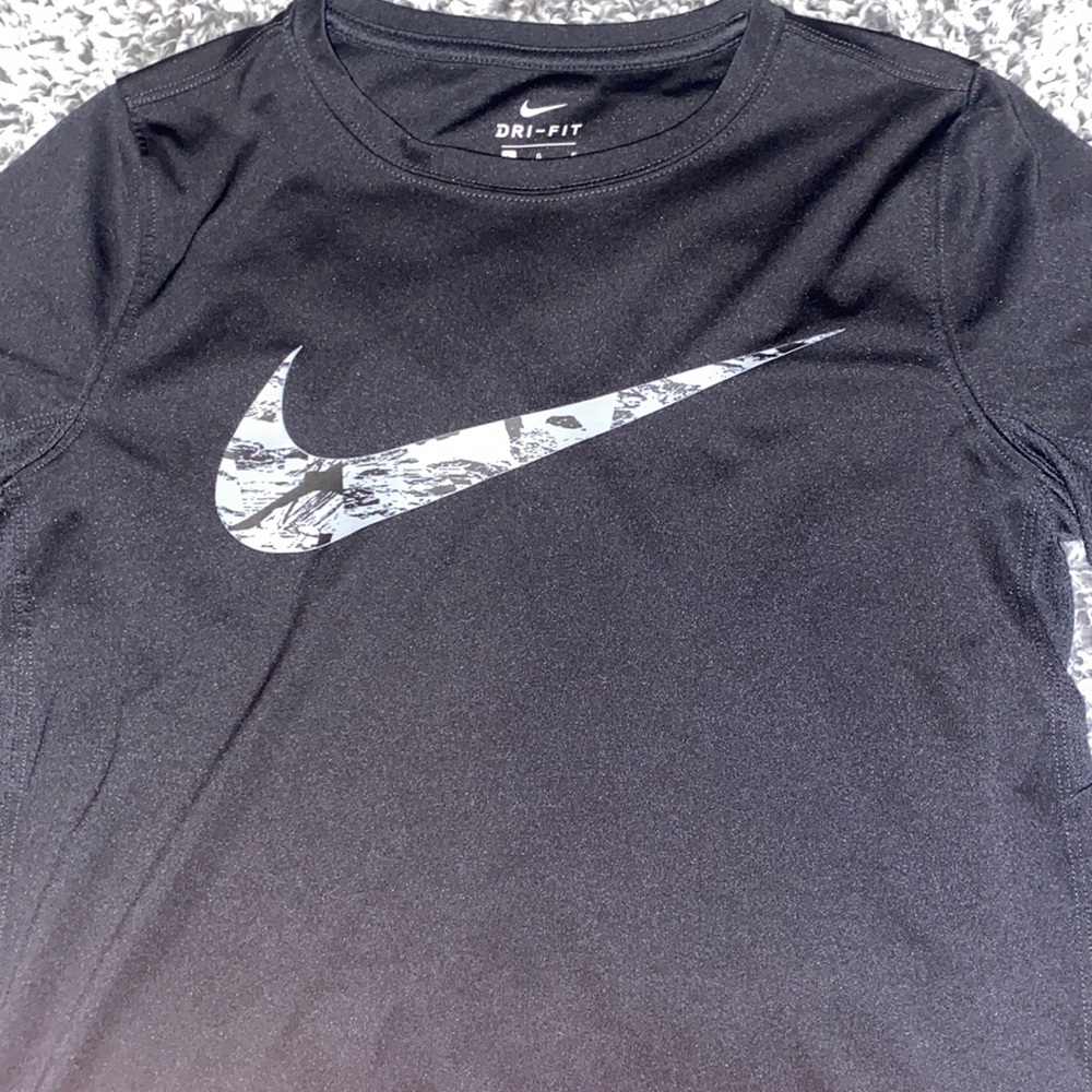 Nike dri fit tee